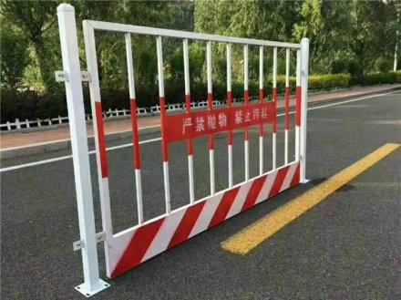 基坑護欄：功能及規格詳解